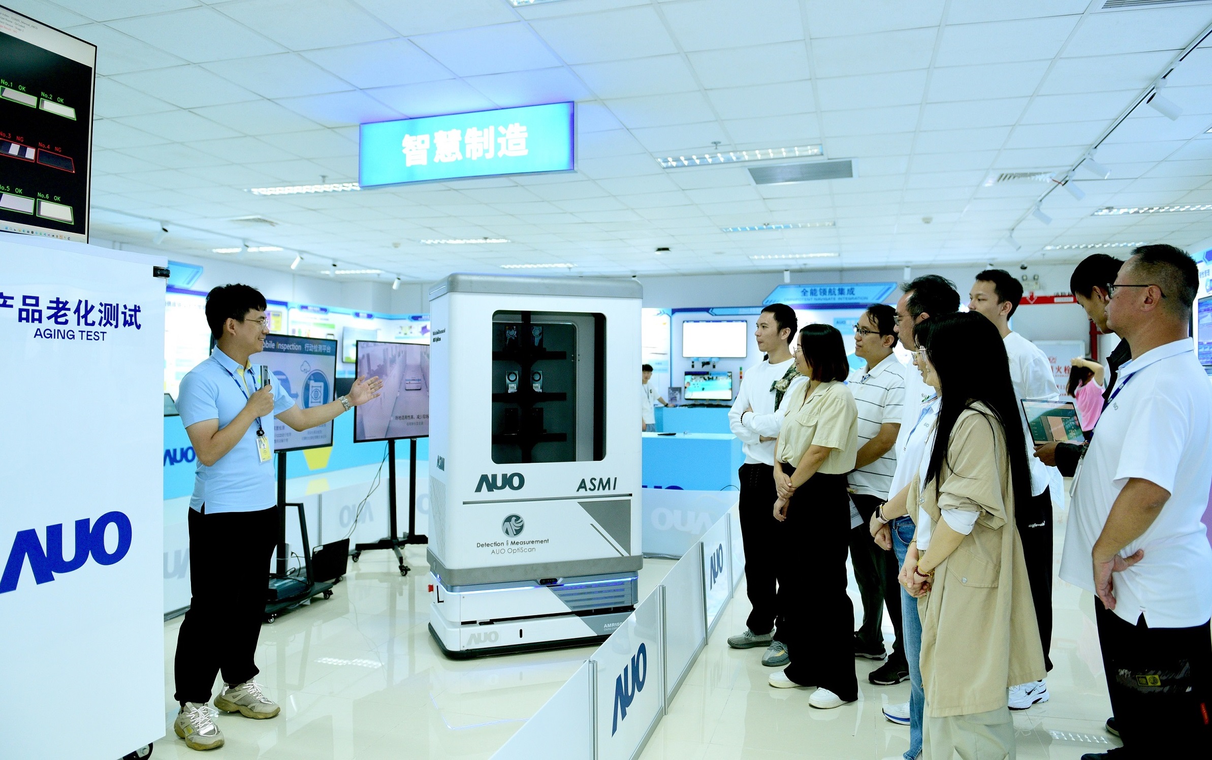 DB视讯厦门将5G+ABC技术串联生产管理全流程，打通研发、采购、生管、制程、设备、质量等产品全生命周期制造流程，完成数字化设计、智慧供应链、智能座舱、全流程设备管理、数据驱动优化、智慧在线检测、智慧品管等自适应生产模式升级